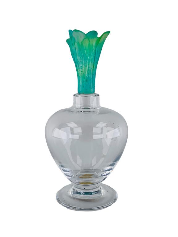 DAUM CRYSTAL "AMARYLLIS" PERFUME BOTTLE (1 of 5)