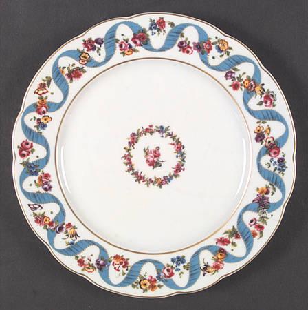 ROYALE DE LIMOGES COMTESSE DU BARRY PLATES (2) (1 of 1)