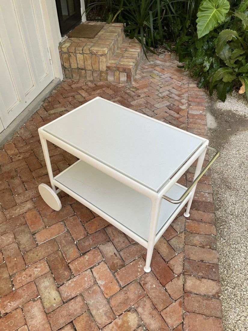 Knoll Richard Schultz Bar Cart: Knoll Richard Schultz Bar CartSelling a used Knoll Richard Schultz Bar Cart. Some marks on the top which is typical on these bar carts.