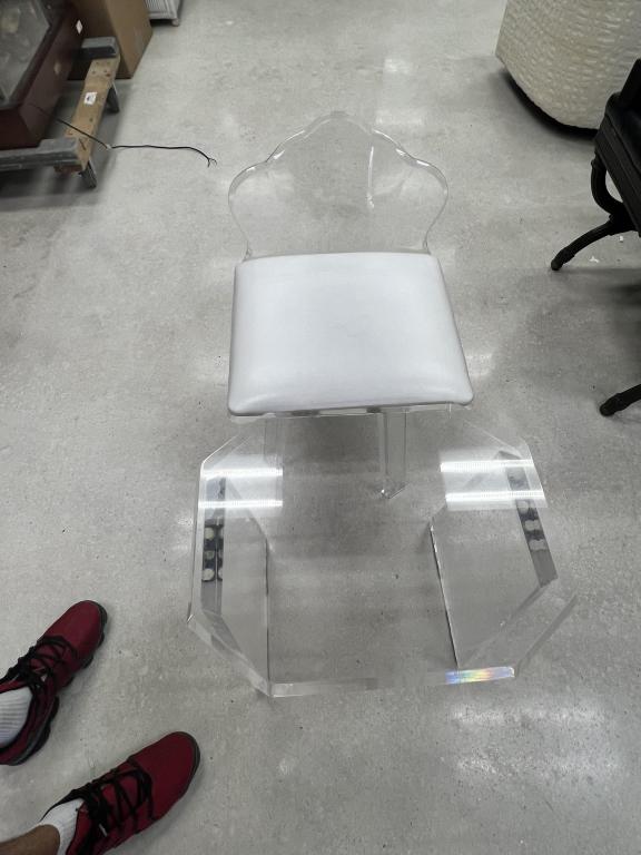 Mid Cent Modern Lucite Makeup Vanity Bench+Table (1 of 5)
