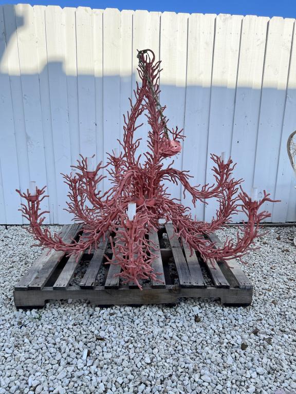 MONUMENTAL CORAL DESIGN 8 LIGHT CHANDELIER (1 of 7)
