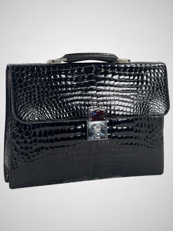 VINTAGE GUCCI GLOSSY BLACK CROCODILE BRIEFCASE (1 of 7)