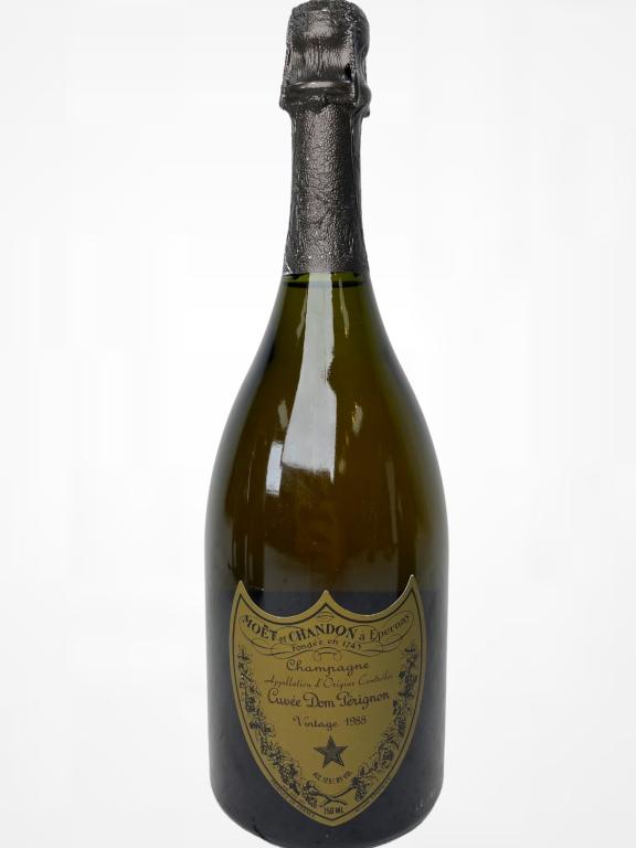 1988 Moet et Chandon Cuvee Dom Perignon Champagne (1 of 1)