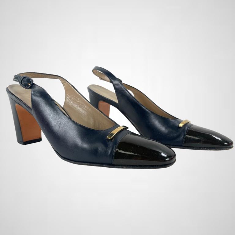 SALVATORE FERRAGAMO DORINA HEEL NAVY SZ 10 (1 of 9)