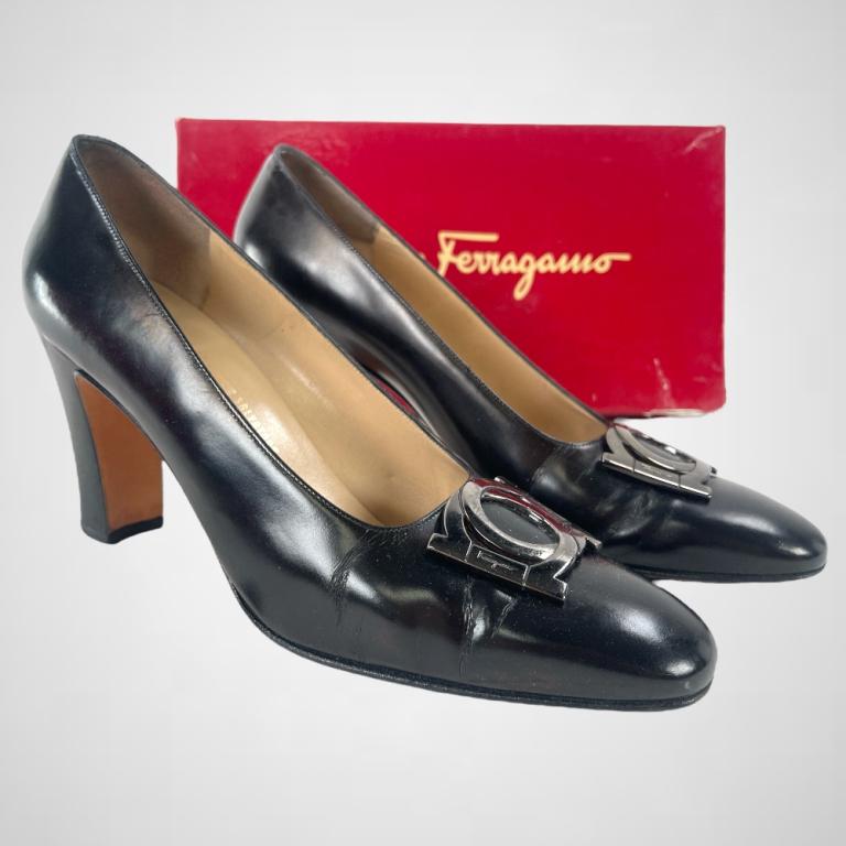 SALVATORE FERRAGAMO FIRENZE NERO CALF SZ 10: SALVATORE FERRAGAMO FIRENZE NERO CALF SZ 10 WITH ORIGINAL BOX PLEASE REFER TO PHOTOS FOR CONDITION EF