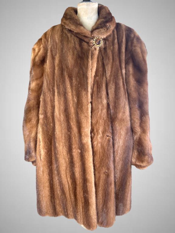 Vintage Women's Mink Fur Coat, Mid Length (1 of 6)