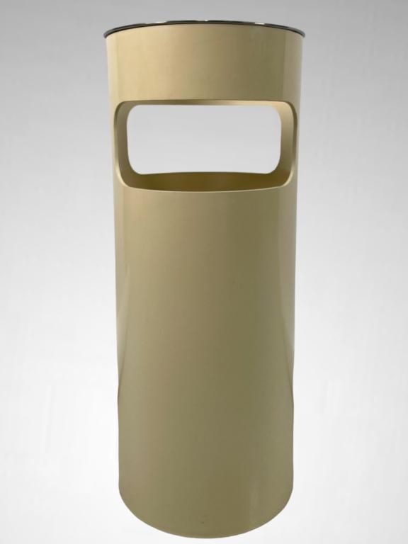 Gino Colombini for Kartell SpaceAge Umbrella Stand: Gino Colombini for Kartell, Italy 1970s Space Age Umbrella Stand. A mid century beige plastic round Stand with a round loose silver metal ring, made in Italy. The measurements are 61 cm high and 25 cm