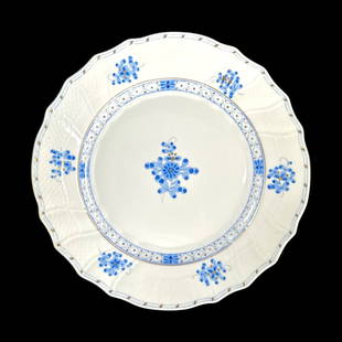 A set of 12 Herend Hungarian hand painted porcelain dinner plates in the "Blue Garden" pattern: A set of 12 Herend Hungarian hand painted porcelain dinner plates in the "Blue Garden" pattern depicting blue flowers with lattice and gilt accent. Blue stamp marks to bottom. Measures approx. 10 3/8"