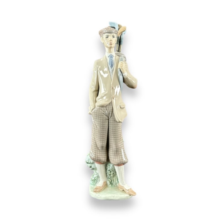 Lladro Golfer Figurine #5301. 10.2" H. great condition. EF/B15/SH:12A (1 of 4)