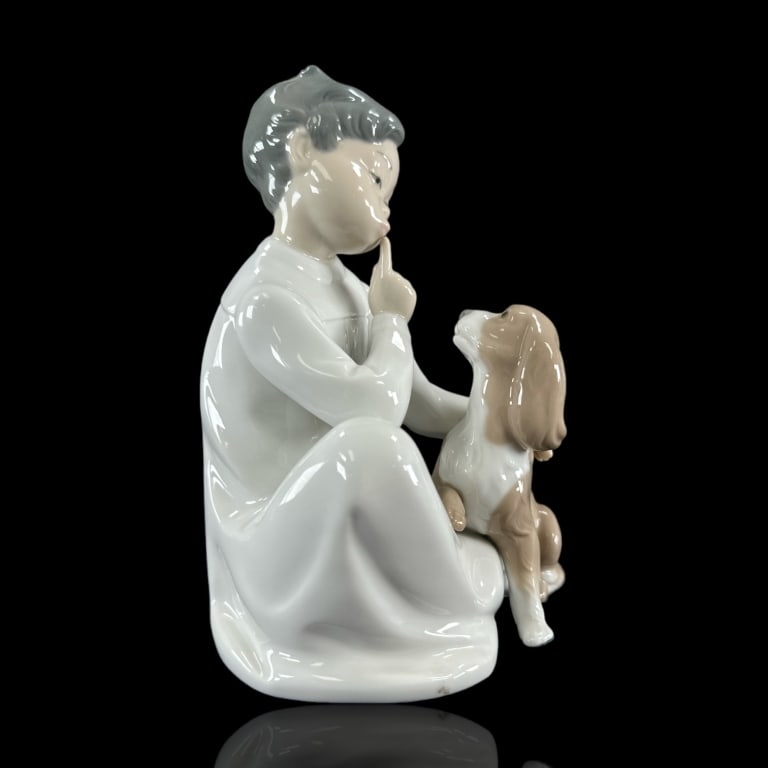 Retired Lladro Boy with Dog #4522 Approx 8" Tall. Retired Lladro Boy with Dog #4522 Approx 8" Tall (1 of 3)