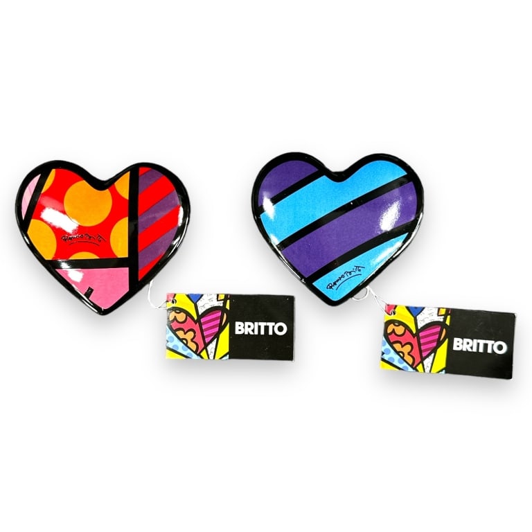 Lot of 2 Romero Britto heart form pop art paperweights by Giftcraft. Includes original boxes. Each (1 of 4)