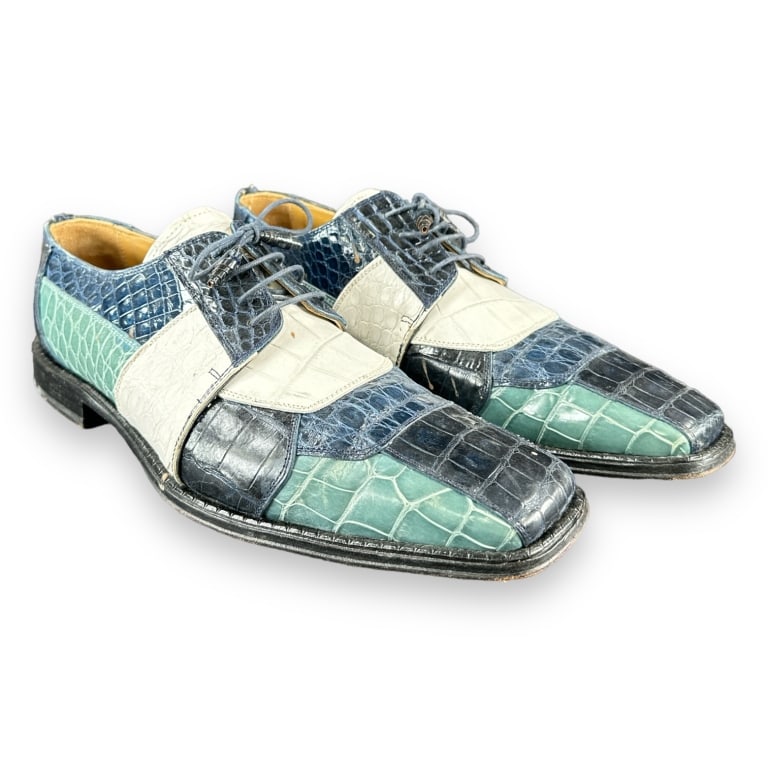 Pair of David Eden Alligator leather loafer shoes size 11. Good used condition. JD/B:13 (1 of 4)