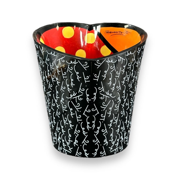 Romero Britto heart form glass vase produced by Giftcraft. Retains factory label to bottom. Measures (1 of 3)