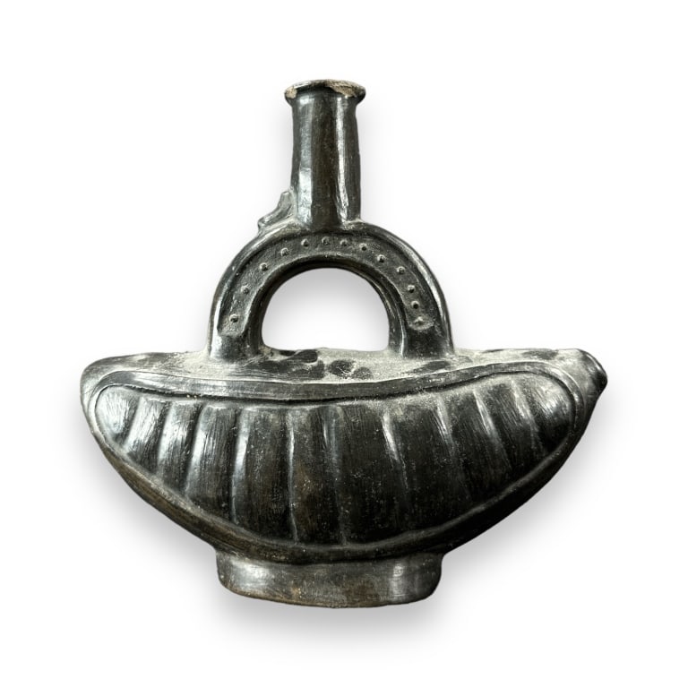 Pre-Colombian Black Glazed Pottery Vase (1 of 3)