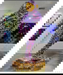 Brendan Murphy Big Foot Boonji Spaceman Carbon Fiber & Layers of chrome painted. 7 feet. 84 inches.: Brendan Murphy Big Foot Boonji Spaceman Carbon Fiber & Layers of chrome painted. 7 feet. 84 inches. Circa 2021 Retail Replacement $750,000