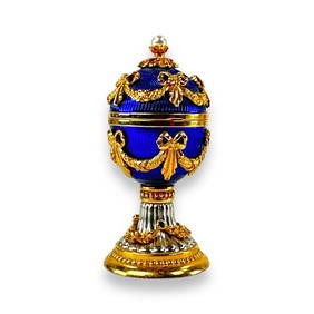 House of Faberge by Franklin Mint, a desk clock of egg form with textured guilloche style cobalt blu (1 of 3)
