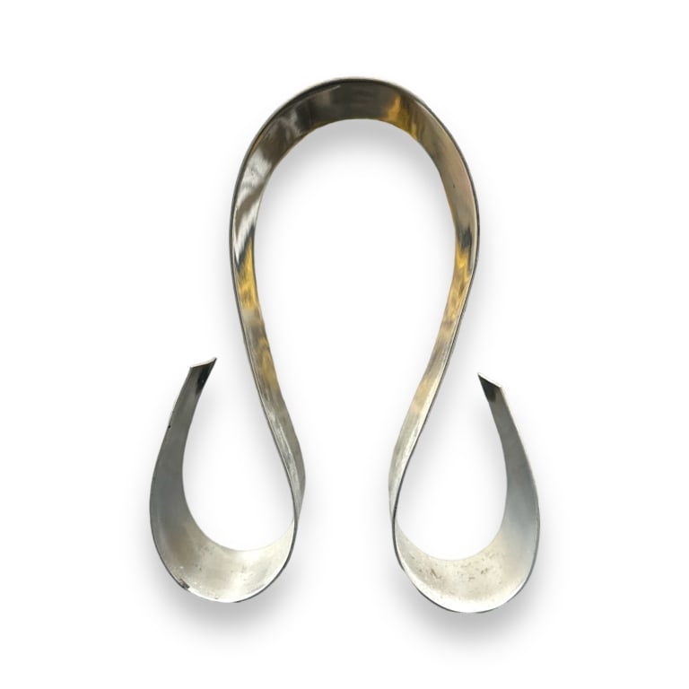 Lila Pell Katzen (AMERICAN / NEW YORK, 1932 - 1998) white metal maquette sculpture. Titled "Edo (1 of 4)