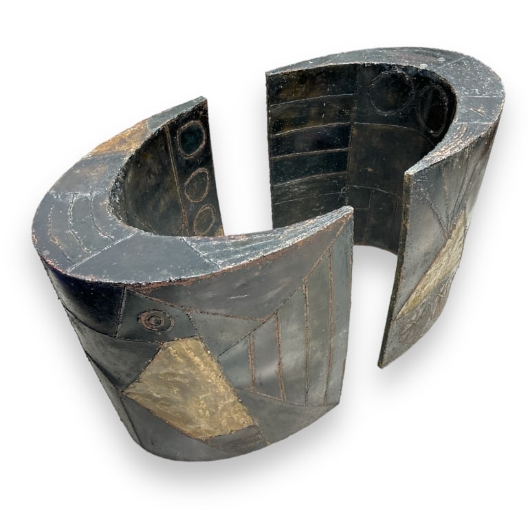 Paul Evans for Directional iron Brutalist crescent form iron table bases with gilt accent. Each (1 of 4)