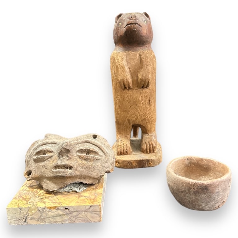 A lot of three vintage and antique various items to include a pottery face sculpture, a pottery bowl (1 of 4)