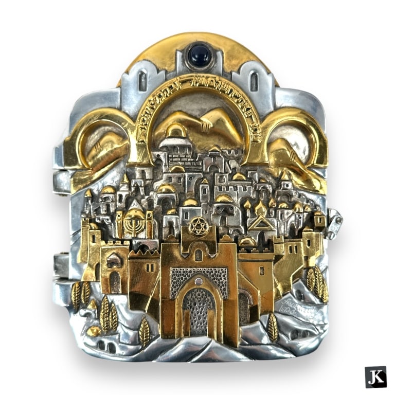 Frank Meisler(1929-2018) Pray for Peace Music Box. "Pray For Peace" commemorating the reunification (1 of 3)