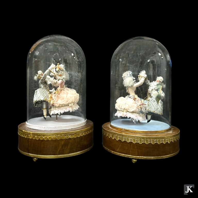 Pair of Reuge Antique Dancing Love Couple Music Box Automation. Signed underside. Do not appear to: Pair of Reuge Antique Dancing Love Couple Music Box Automation. Signed underside. Do not appear to be working. Approx: 8.5"H. EF/B13/CB:B