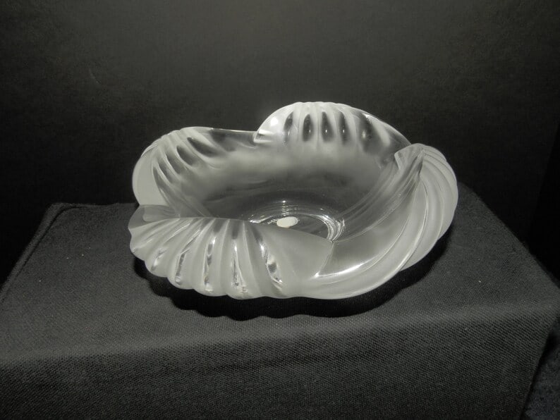 Vintage Lalique France Frosted Crystal Bowl Aruba Swirl Pattern. Minor scratches to bottom. This: Vintage Lalique France Frosted Crystal Bowl Aruba Swirl Pattern. Minor scratches to bottom. This item is 6.75 inches in diameter. Signed Lalique France. JD/B13/CB:B