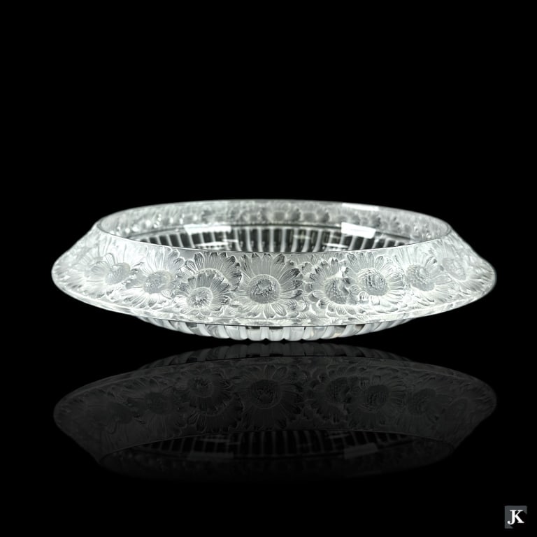 A Lalique French crystal large "Marguerites" daisies floral round bowl. Etched "Lalique (R) France" (1 of 4)