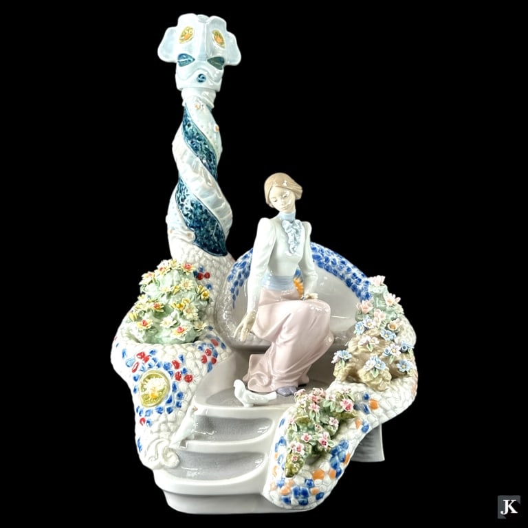 Lladro Spanish large glazed porcelain sculpture titled "Gaudi Lady" or "Dama Gaudi" number 6660. (1 of 5)