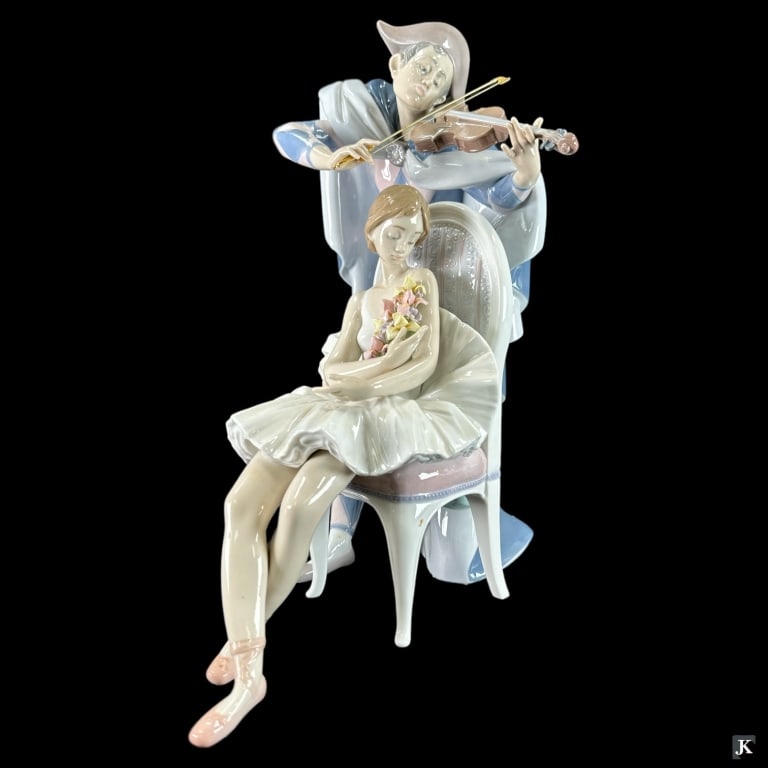 Lladro Spain "Jester Serenade" Figure #5932 (1 of 6)
