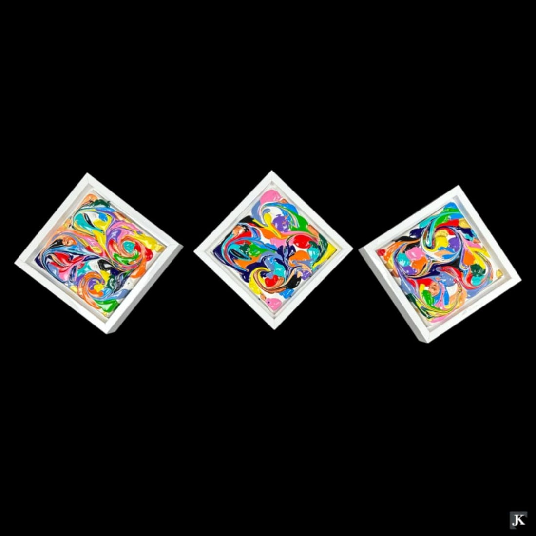 Oil On Canvas Eduardo Guelfenbein (CHILE): Oil On Canvas Eduardo Guelfenbein (CHILE). Abstract Art Work By Eduardo Guelfenbein. White Framed Paintings (Triptych), Appears Overall In Good Conditions. Frame Size; 11 X 11.Canvas Size; 9 X 9. Edua