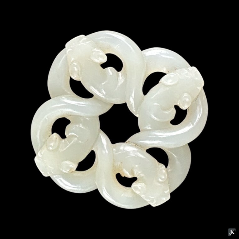 Chinese White Jade Foo Lions Infinity Knot Pendant (1 of 13)