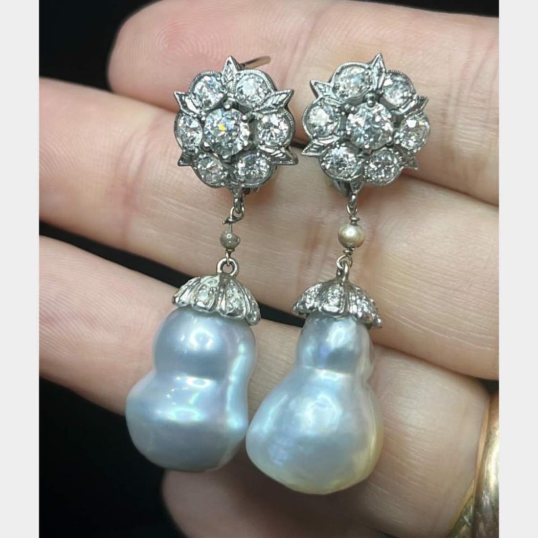 Art Deco Platinum South Sea Pearl Diamond Earrings: Art Deco Platinum South Sea Pearl and Diamond Earrings Weighing 15.1 grams Set with 46 Diamonds weighing app. 3.80 Ct.G-I Color, VS1-VS2 Clarity 1.75 inches in length