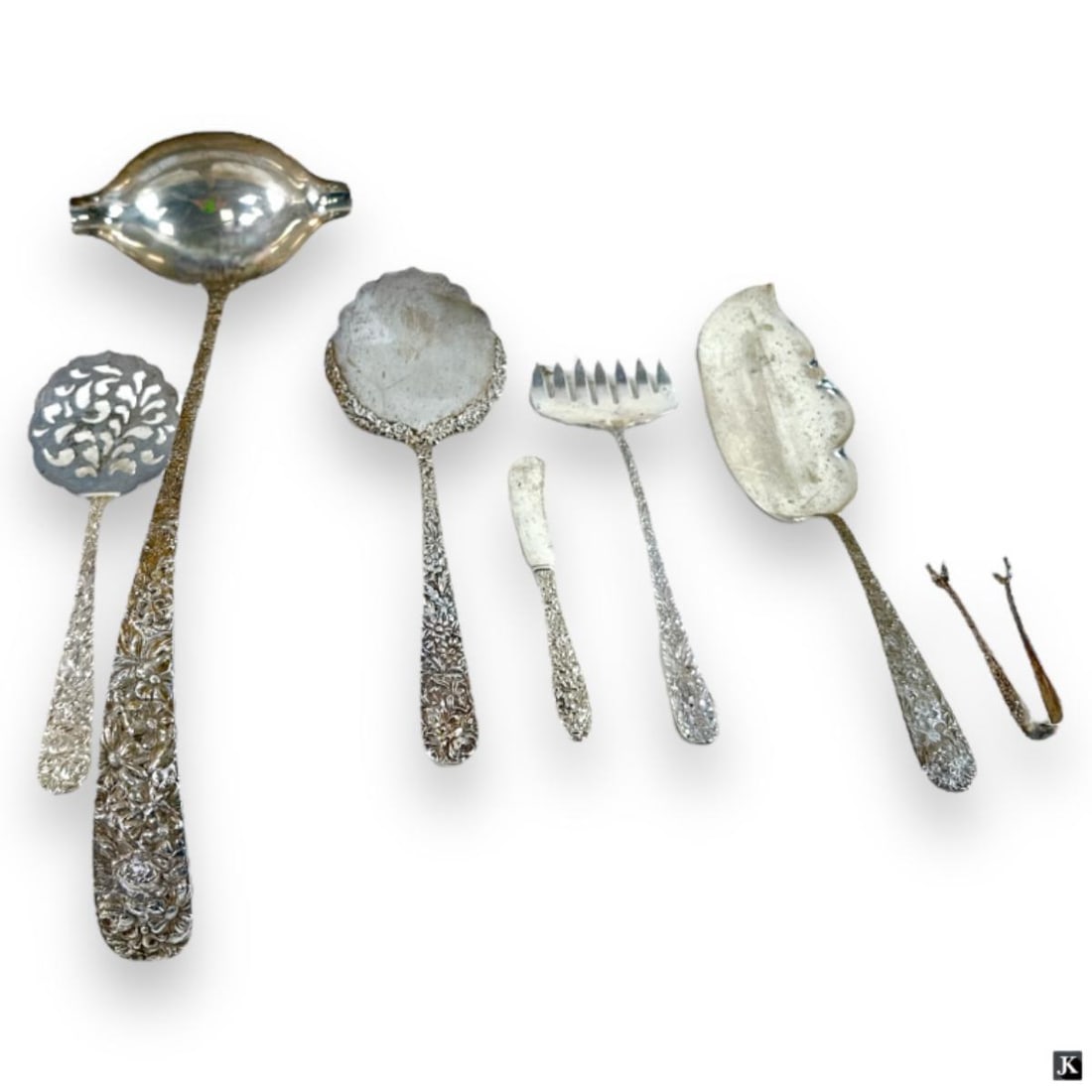 7 Pcs Kirk/Stieff Sterling Repousse Serving Pieces (1 of 6)