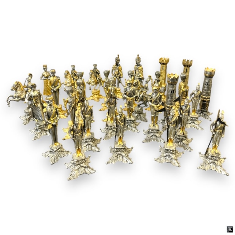 Giuseppi Vasari Italy Battle Of Waterloo Chess Set (1 of 3)