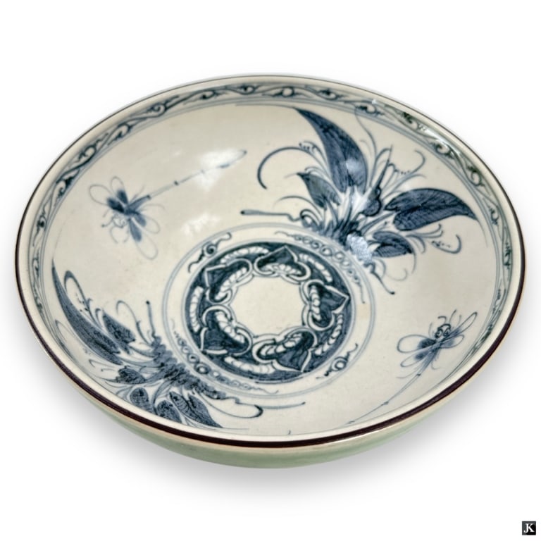 Antique Korean Black & White Celadon Bowl (1 of 2)