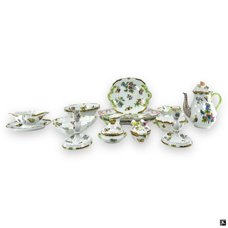 19 Herend "Queen Victoria" Serving Pieces Group (1 of 7)