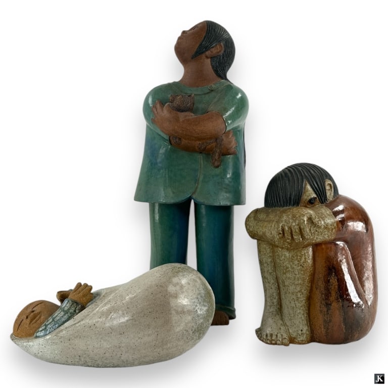 Signed Noel Thorogood 3 Glazed Pottery Sculptures (1 of 6)