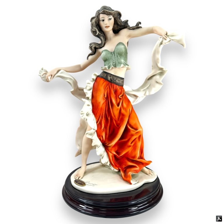 Giuseppe Armani - ESMERALDA - 0198C: Sculpture by Giuseppe Armani, titled “ESMERALDA”, Reference # 0198C Figurine is in perfect condition, "C" Finish, attached to wooden base. Impress artist signature. Marked made in Italy. F