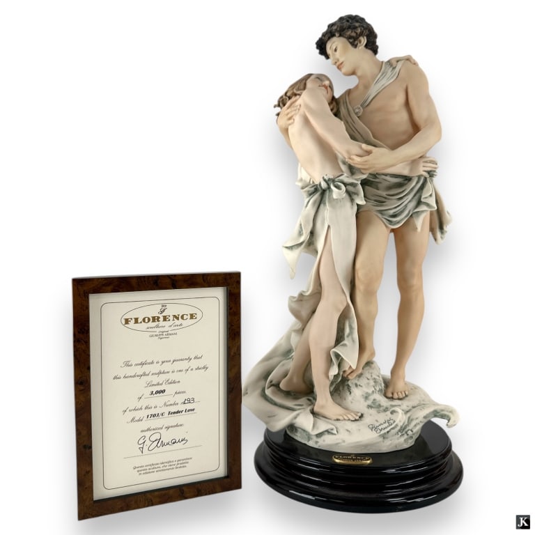 Giuseppe Armani – TENDER LOVE – 1703C. Certified L: Sculpture by Giuseppe Armani, titled “TENDER LOVE”, Reference # 1703C. Certified Limited Edition 193/3000 Figurine is in perfect condition. "C" Finish, attached to wooden base. Impress art