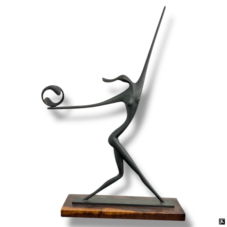 Leon Bronstein Bronze The Disc (1 of 4)