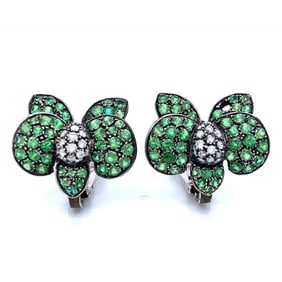 18K White Gold Green Garnet & Diamond Earrings