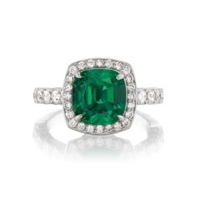 EMERALD AND DIAMOND RING