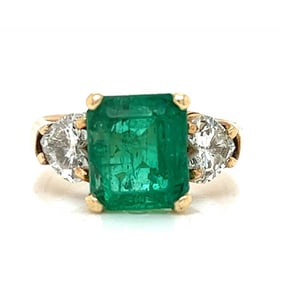 18K Yellow Gold Colombian Emerald & Diamond Ring