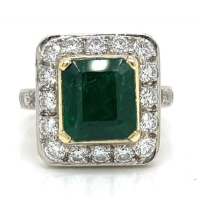 18K White Gold 3.00 Ct. Emerald & Diamond Ring