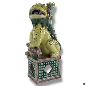Antique Chinese Porcelain Glazed Guardian Foo
