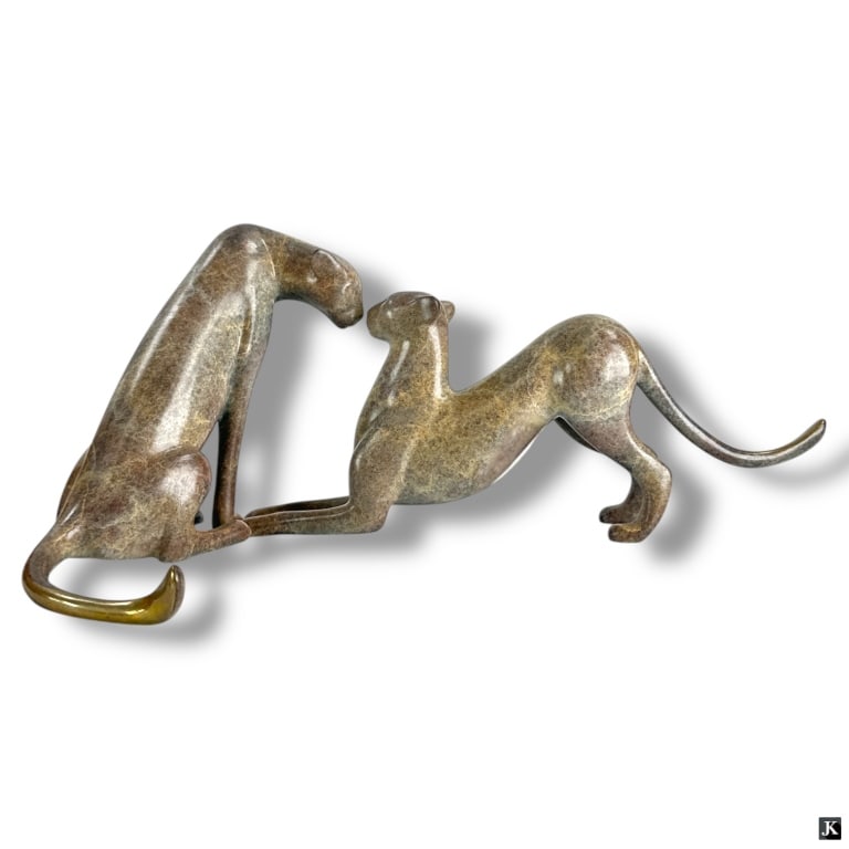 Loet Vanderveen Bronze "Cheetah Pair" (1 of 4)