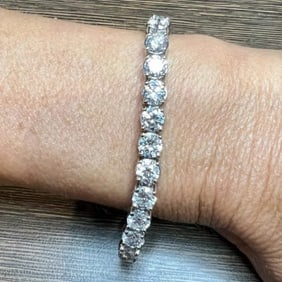 27.50 Ct Diamond Bracelet