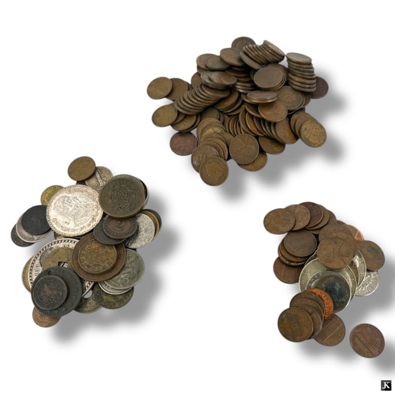 Coin Collection: Wheat Pennies, Foreign, Spending: Coin Collection: 118 Wheat Pennies, Various foreign coins, US Spending $. LA/B13/SH:12A