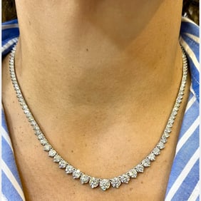 14K White Gold 20.60 Ct. Graduated Diamond Tennis