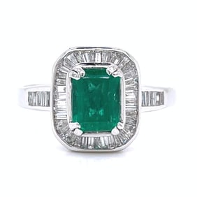 18K White Gold Colombian Emerald & Diamond Ring